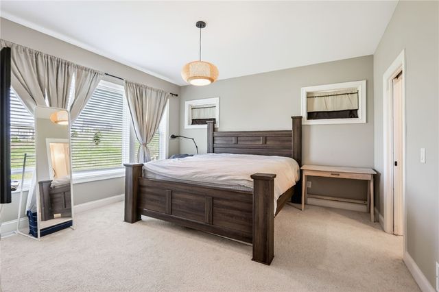 4 Black Wood Circle, Pittsford, NY 14534