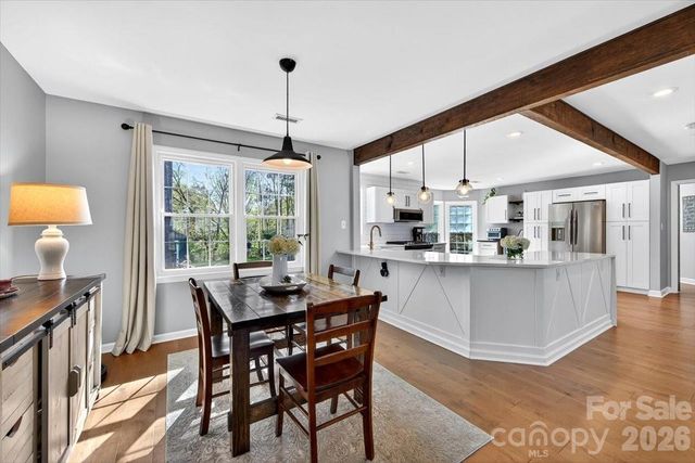 9011 Warbler Court, Charlotte, NC 28210