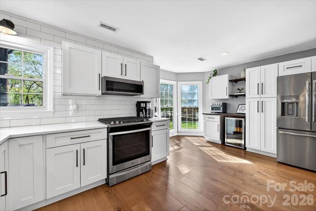 9011 Warbler Court, Charlotte, NC 28210