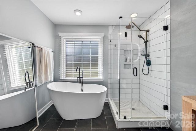 9011 Warbler Court, Charlotte, NC 28210