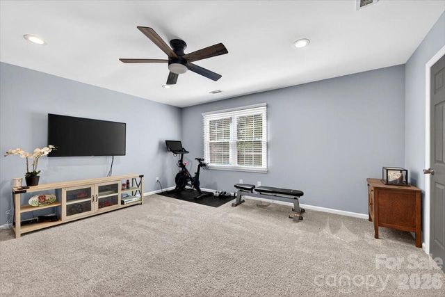 9011 Warbler Court, Charlotte, NC 28210