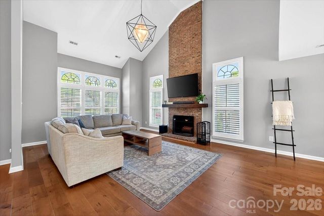 9011 Warbler Court, Charlotte, NC 28210