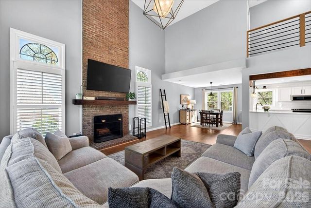 9011 Warbler Court, Charlotte, NC 28210