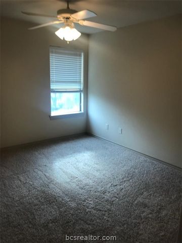 2212 Brougham Place, College Station, TX 77845