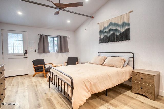 858 E WHITE MOUNTAIN Boulevard, Pinetop, AZ 85935