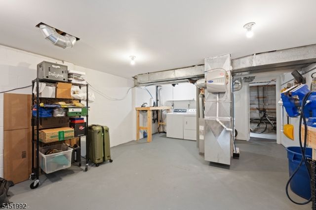 673 Dover Court 1C, Hillsborough Twp., NJ 08844