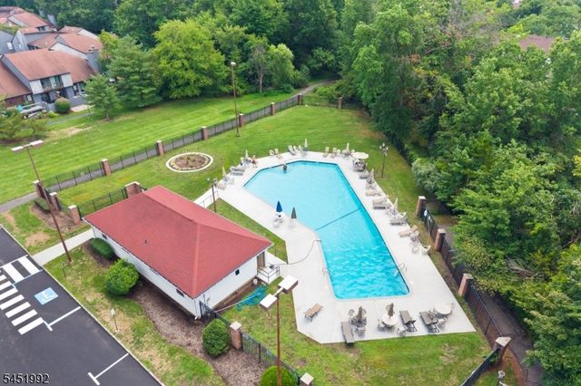 673 Dover Court 1C, Hillsborough Twp., NJ 08844