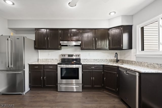 673 Dover Court 1C, Hillsborough Twp., NJ 08844