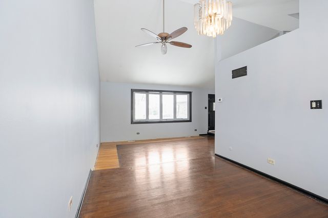 6200 Marsh Lane, Matteson, IL 60443