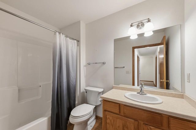 885 Cumberland LANE, Port Washington, WI 53074