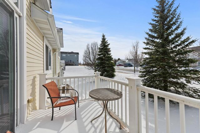 885 Cumberland LANE, Port Washington, WI 53074