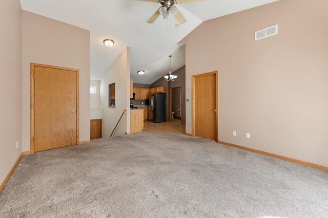 885 Cumberland LANE, Port Washington, WI 53074