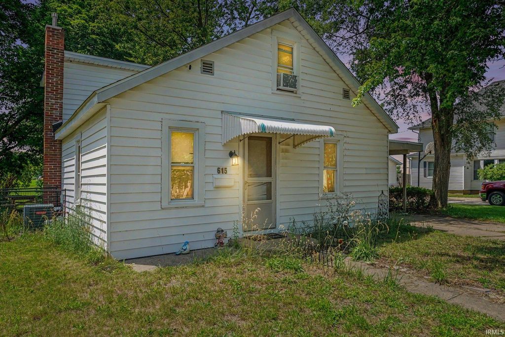 615 N Riverside Boulevard, Goshen, IN 46528