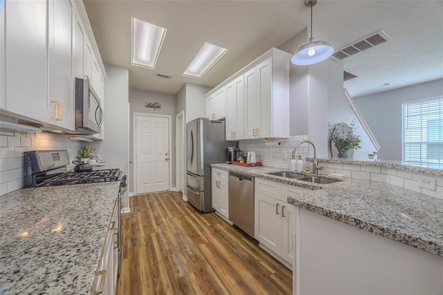 280 Brandy Ridge Lane, League City, TX 77539