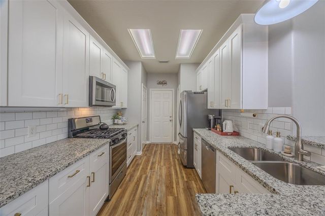 280 Brandy Ridge Lane, League City, TX 77539