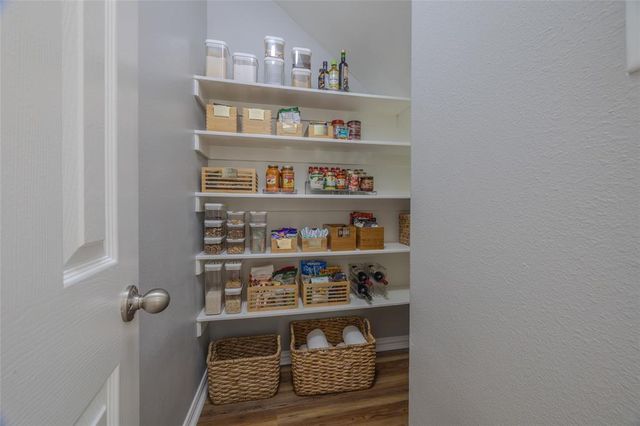 280 Brandy Ridge Lane, League City, TX 77539