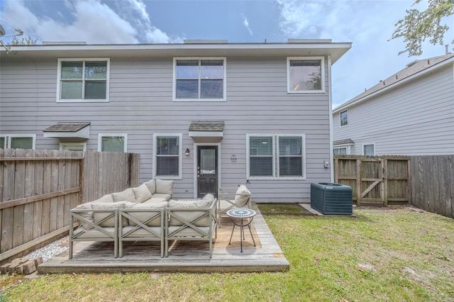 280 Brandy Ridge Lane, League City, TX 77539
