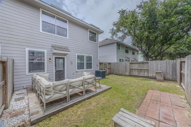 280 Brandy Ridge Lane, League City, TX 77539