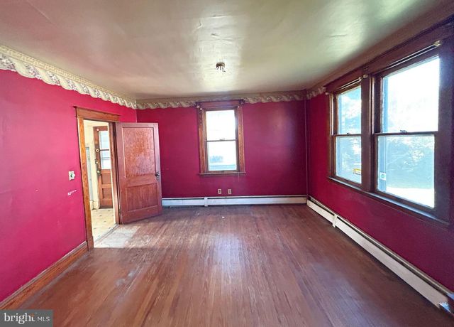 5226 6TH ST, Brooklyn, MD 21225