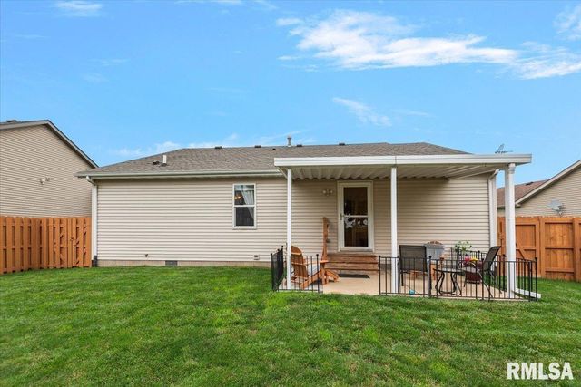 3060 BUENA VISTA Drive, Springfield, IL 62707