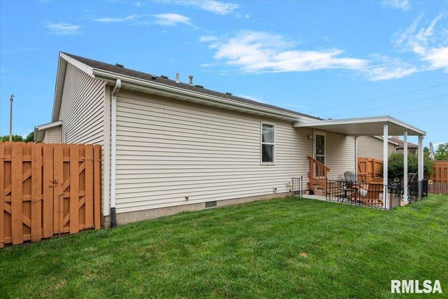 3060 BUENA VISTA Drive, Springfield, IL 62707
