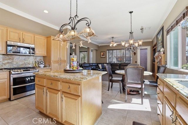 7881 La Tour Court, Rancho Cucamonga, CA 91739