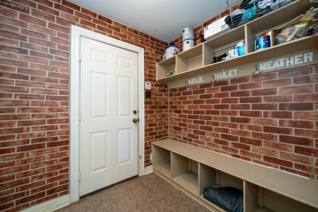 105 Cedar Ridge Rd, Longview, TX 75602