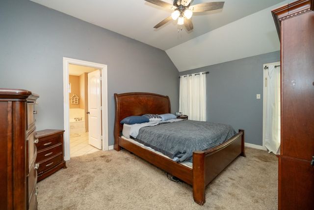 105 Cedar Ridge Rd, Longview, TX 75602