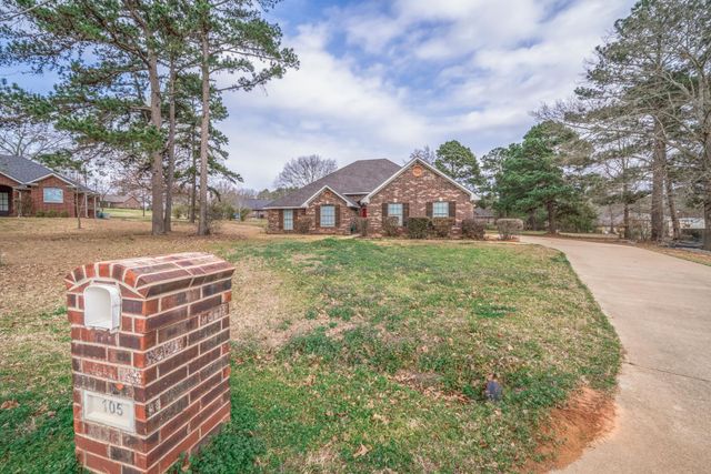 105 Cedar Ridge Rd, Longview, TX 75602