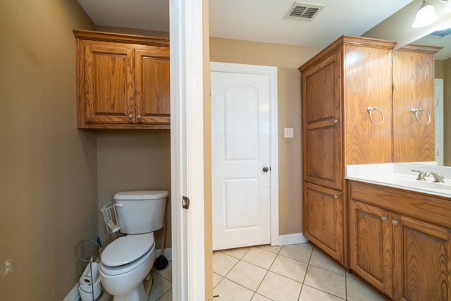 105 Cedar Ridge Rd, Longview, TX 75602