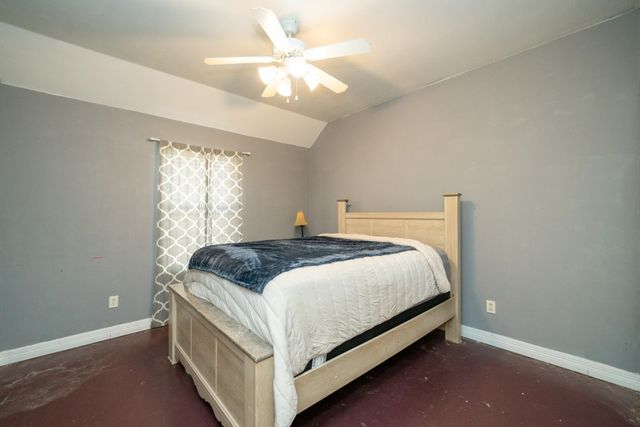 105 Cedar Ridge Rd, Longview, TX 75602