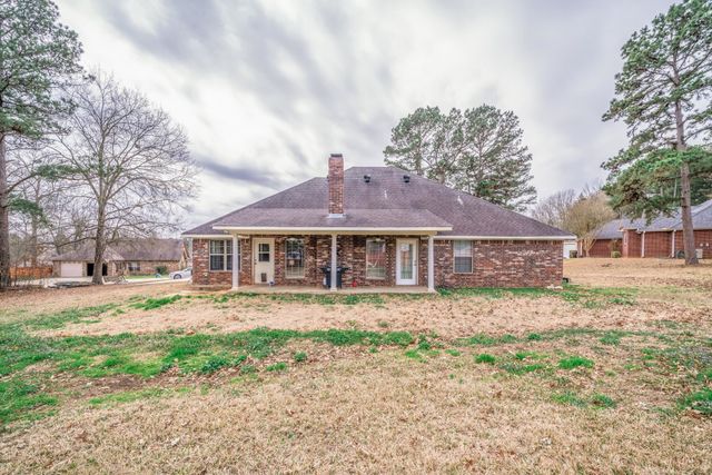 105 Cedar Ridge Rd, Longview, TX 75602