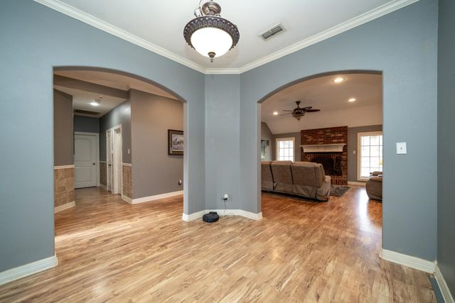 105 Cedar Ridge Rd, Longview, TX 75602