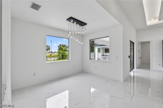 330 SW 26th PL, Cape Coral, FL 33991