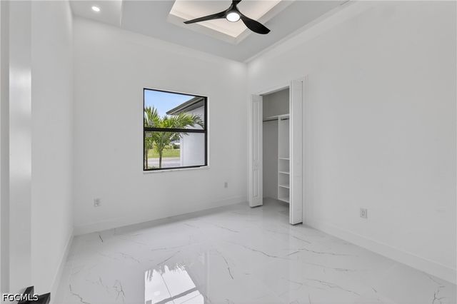330 SW 26th PL, Cape Coral, FL 33991