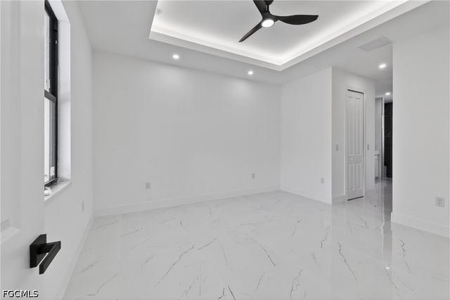 330 SW 26th PL, Cape Coral, FL 33991