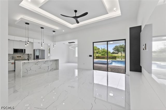 330 SW 26th PL, Cape Coral, FL 33991