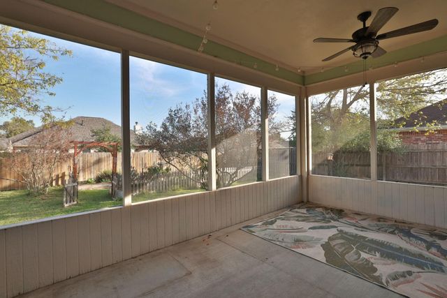 2303 N Pioneer Trail, Bryan, TX 77808