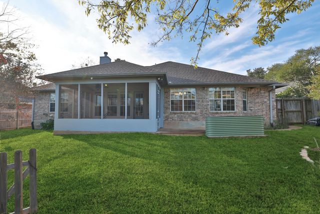 2303 N Pioneer Trail, Bryan, TX 77808