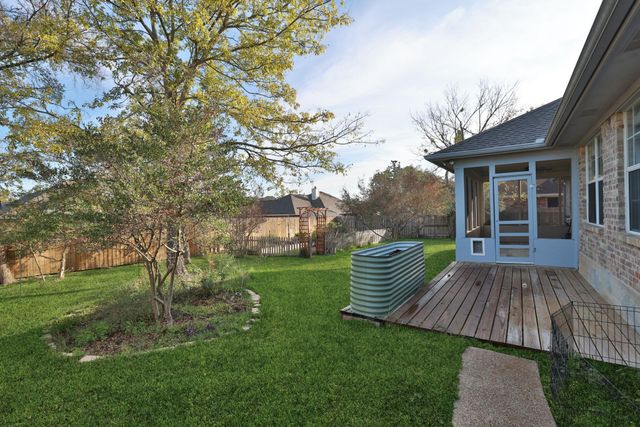 2303 N Pioneer Trail, Bryan, TX 77808