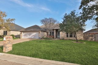 2303 N Pioneer Trail, Bryan, TX 77808