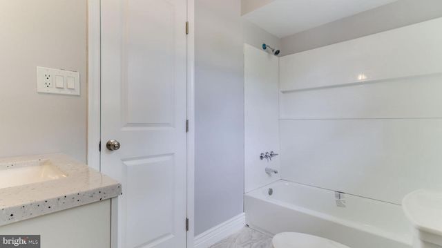 1 WHITECAP WAY, Brick, NJ 08723