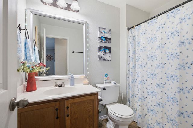 114 Creston ST, Hutto, TX 78634