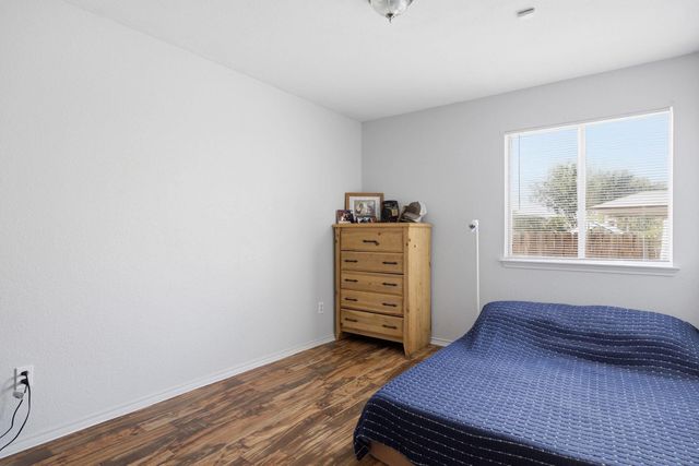 114 Creston ST, Hutto, TX 78634
