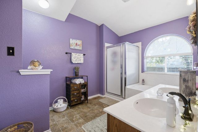 114 Creston ST, Hutto, TX 78634