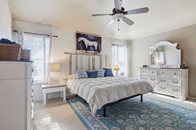 114 Creston ST, Hutto, TX 78634