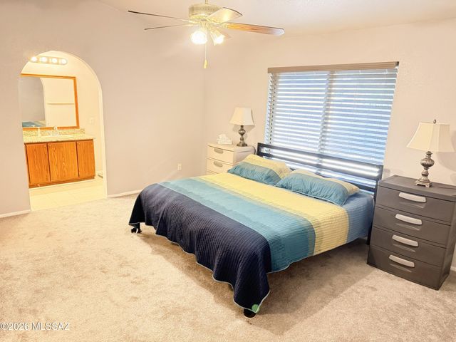 9870 E Paseo San Ardo, Tucson, AZ 85747