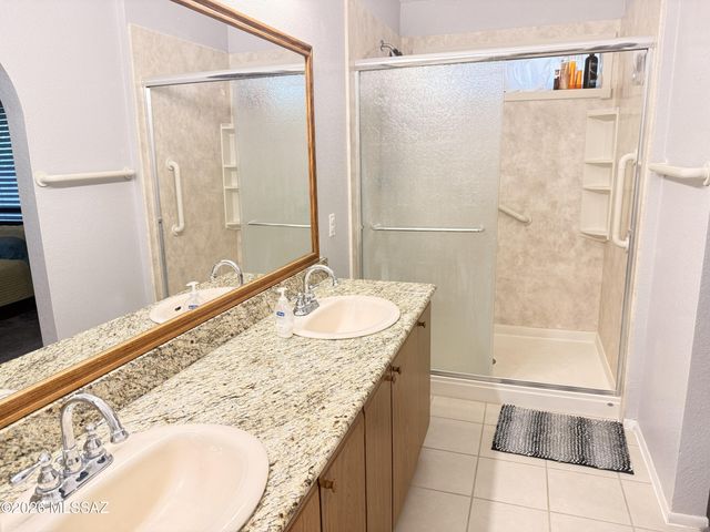 9870 E Paseo San Ardo, Tucson, AZ 85747