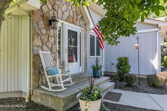 26 Hickory Lane, Little Silver, NJ 07739