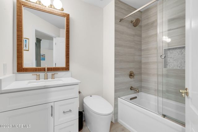 26 Hickory Lane, Little Silver, NJ 07739